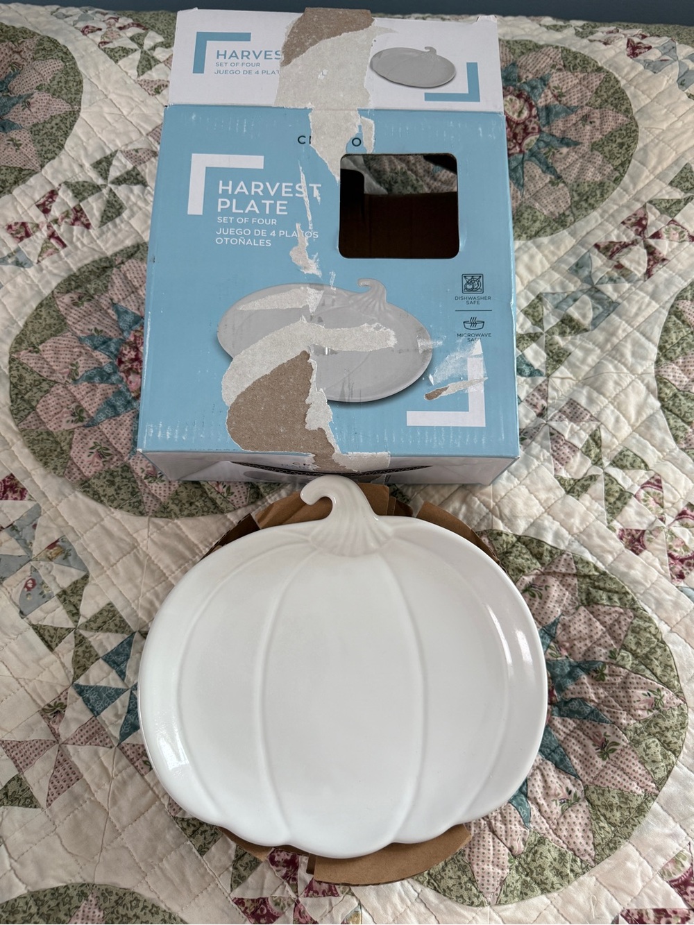 Harvest Plate White Pumpkin-Shaped Ceramic Serving Plates set of 4